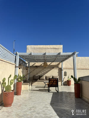 Maison - 350 m² - 7 pièces