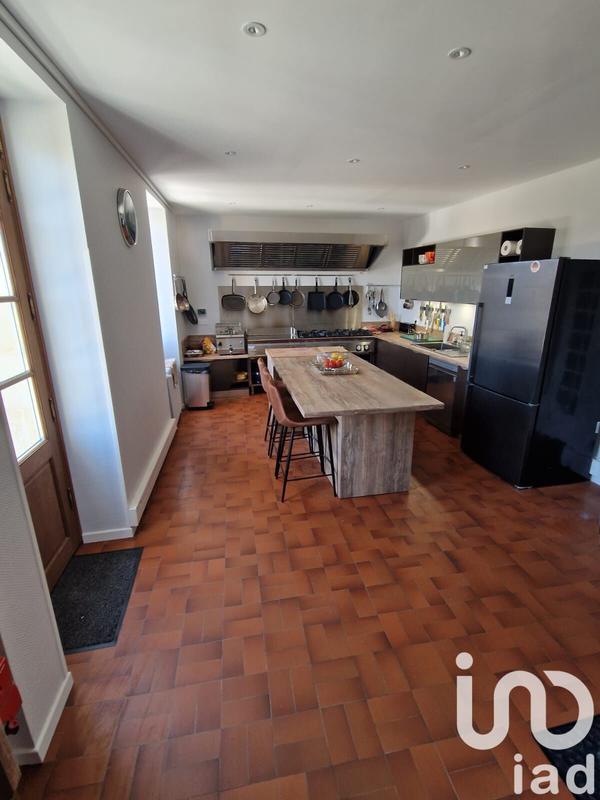 Maison - 295 m² - 7 pièces