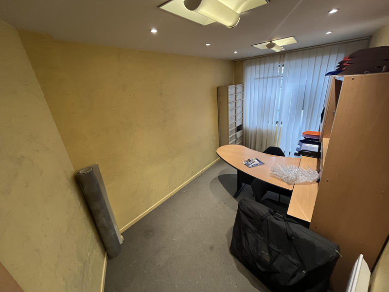 Bureau - 180 m²