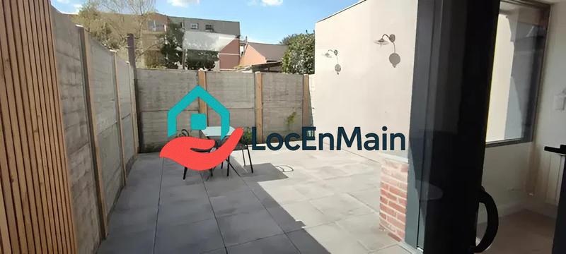 Studio - 50 m² - 1 pièce