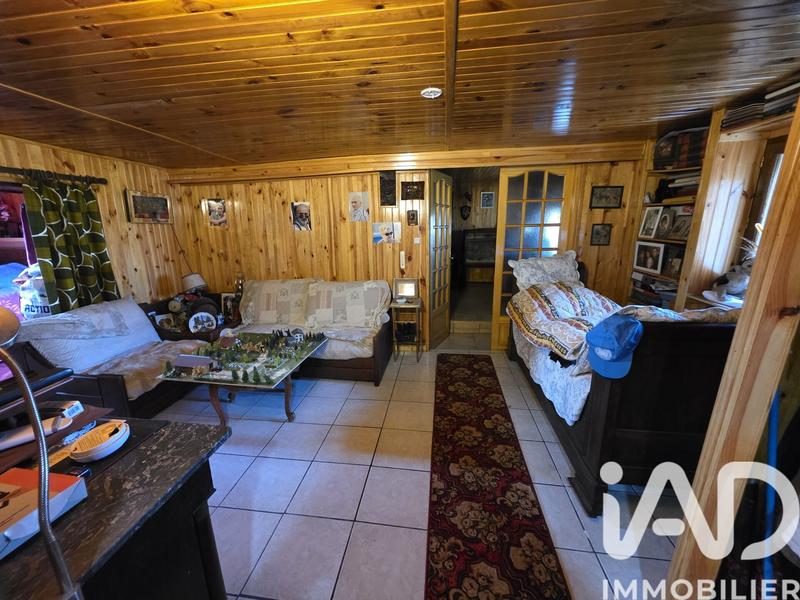 Maison - 180 m² - 8 pièces