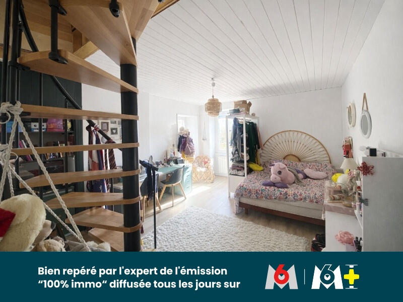 Maison - 170 m² - 5 pièces