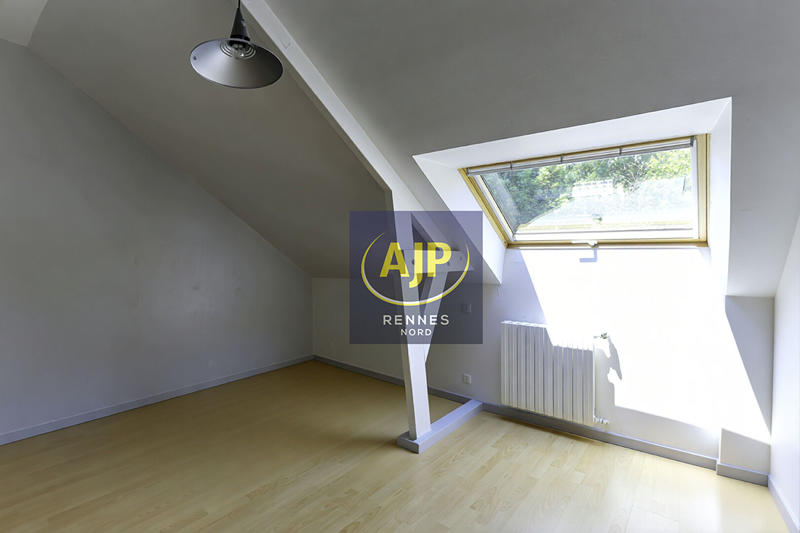 Immeuble - 240 m² - 10 pièces