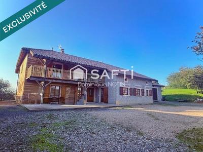 Maison - 370 m² - 9 pièces