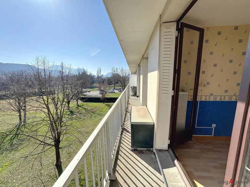 Appartement - 84 m² - 4 pièces