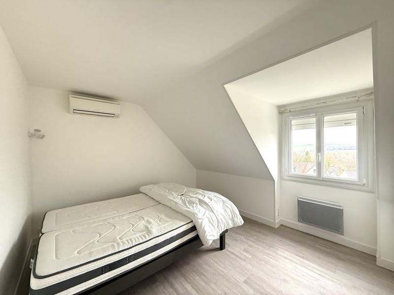 Pavillon - 146 m² - 8 pièces