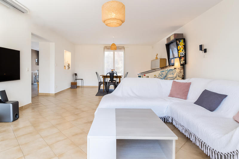 Maison - 149 m² - 8 pièces