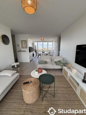 Chambre - 9 m² - 1 pièce