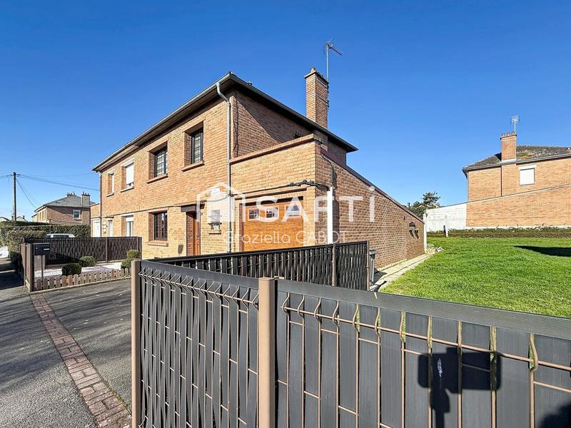 Maison - 90 m² - 6 pièces