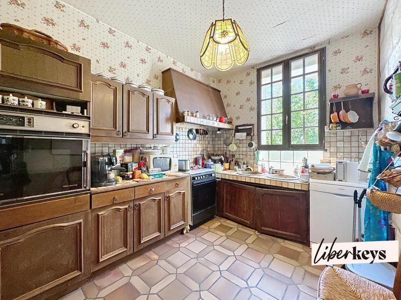 Maison de village - 200 m² - 8 pièces