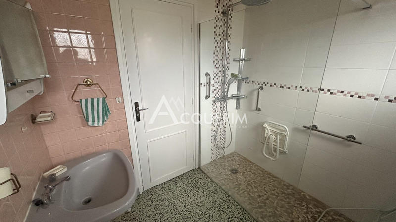 Maison - 133 m² - 7 pièces