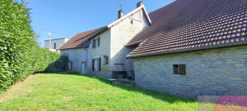 Maison de village - 220 m² - 7 pièces