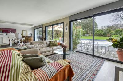 Maison - 191 m² - 7 pièces