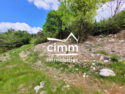 Terrain - 1 361 m²