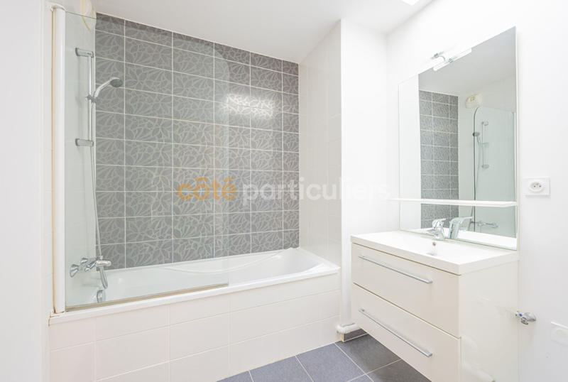 Appartement - 140 m² - 5 pièces