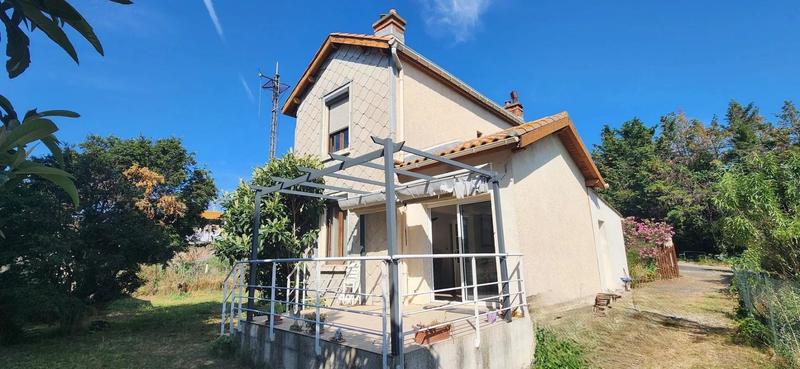 Maison - 95 m² - 6 pièces