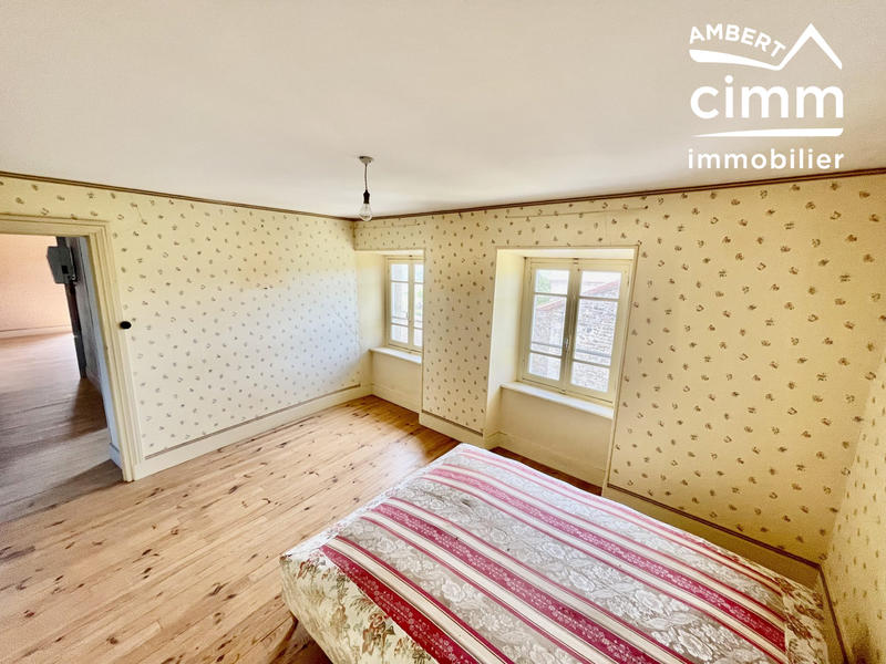 Maison - 194 m² - 11 pièces