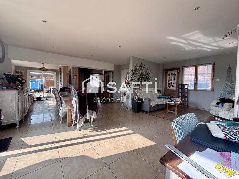 Maison - 181 m² - 8 pièces