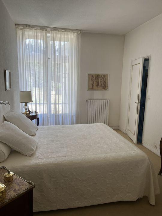 Villa - 258 m² - 5 pièces