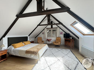 Maison - 235 m² - 6 pièces