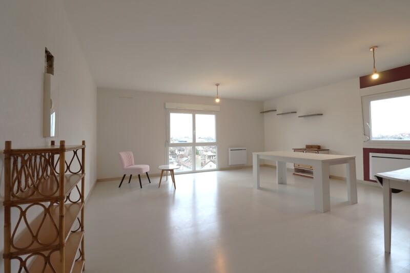 Appartement - 75 m² - 4 pièces