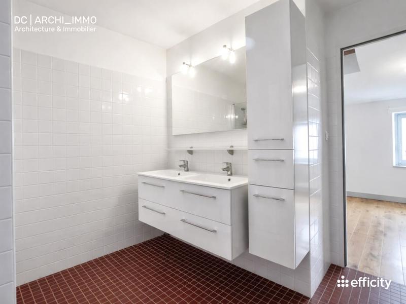 Appartement - 75 m² - 3 pièces