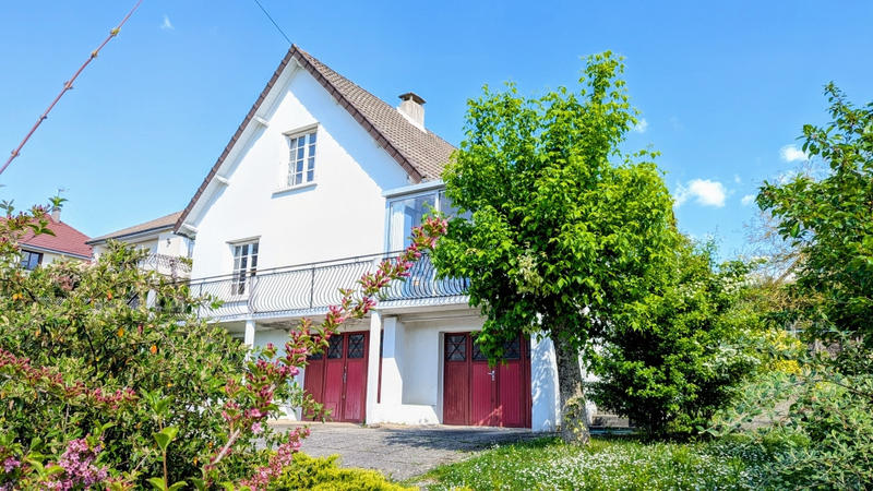 Maison - 169 m² - 7 pièces