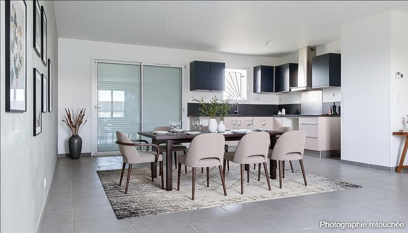 Maison - 95 m² - 5 pièces