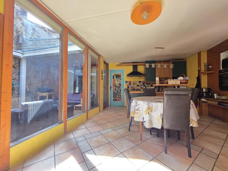 Maison ancienne - 207 m² - 6 pièces