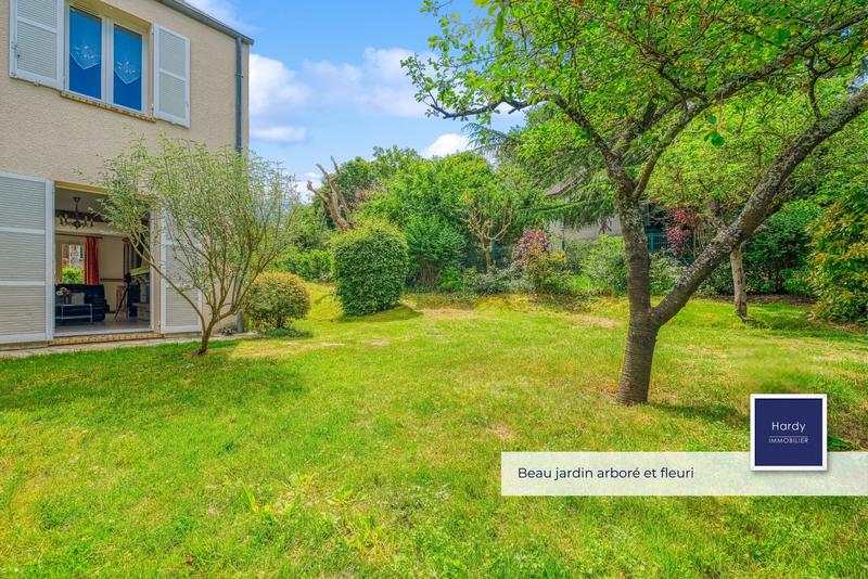 Maison - 137 m² - 7 pièces