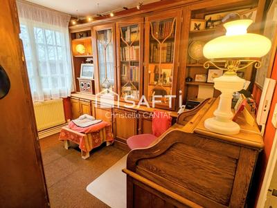 Maison - 263 m² - 7 pièces