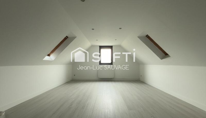 Maison - 270 m² - 10 pièces