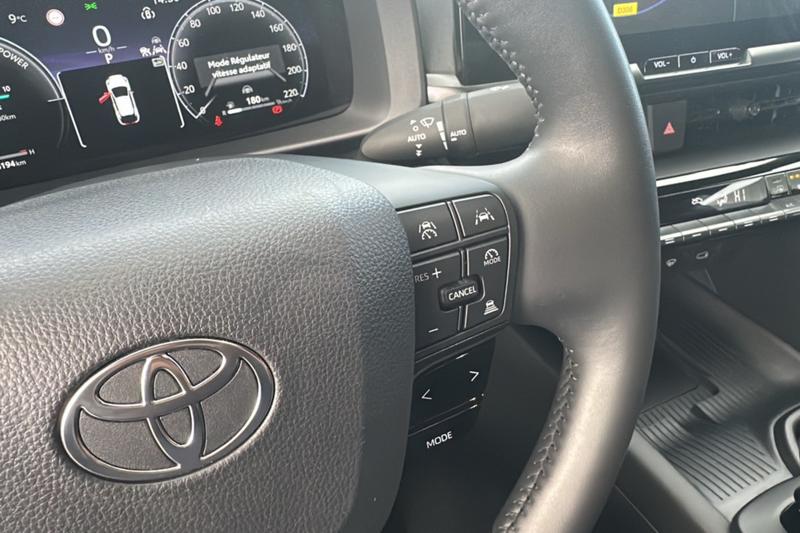 Toyota c-Hr 1.8 Hybrid140 Design Pk H