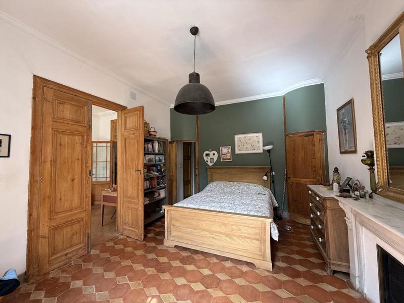 Maison de maîtres - 294 m² - 12 pièces