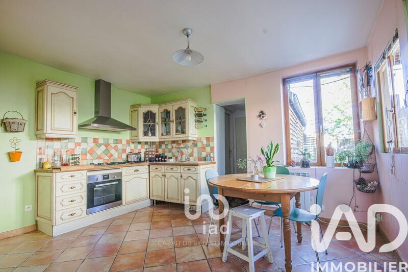 Maison - 80 m² - 4 pièces