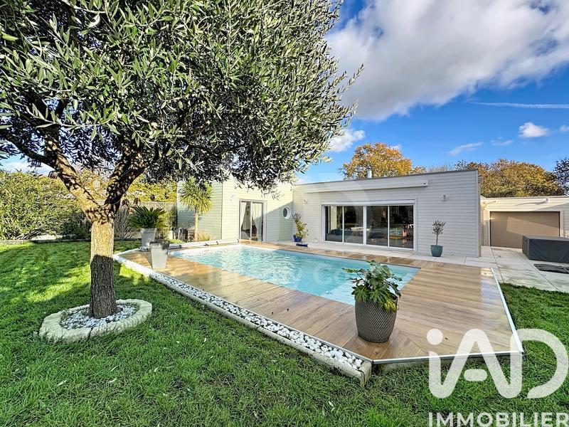 Maison - 167 m² - 7 pièces