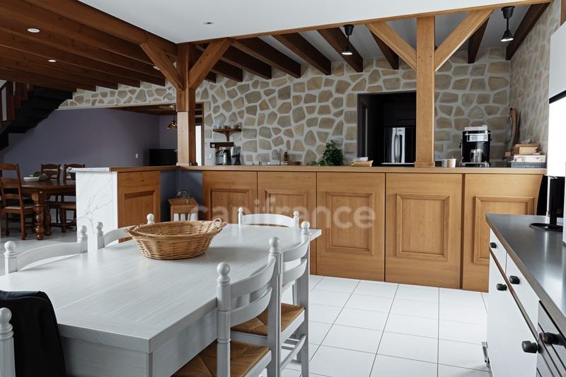 Maison - 148 m² - 7 pièces