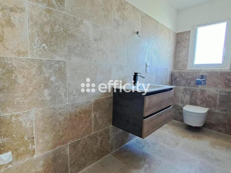 Pavillon - 150 m² - 6 pièces