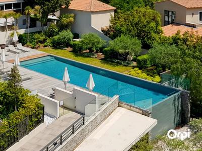 Appartement - 75 m² - 3 pièces