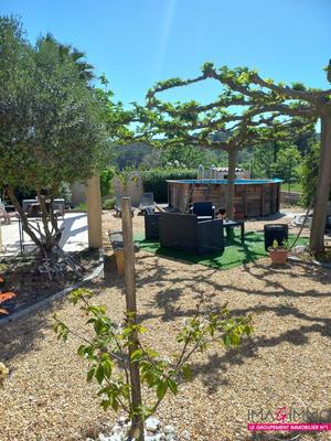 Villa - 183 m² - 5 pièces