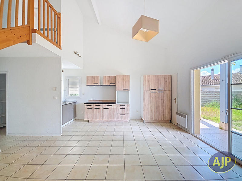 Maison - 74 m² - 4 pièces