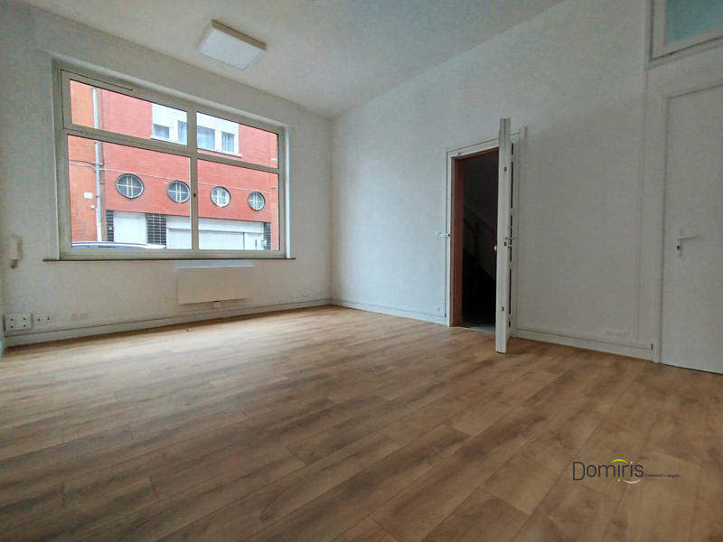 Bureau - 75 m² - 3 pièces