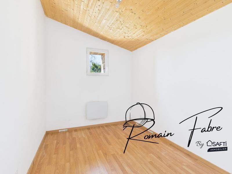 Maison - 162 m² - 9 pièces