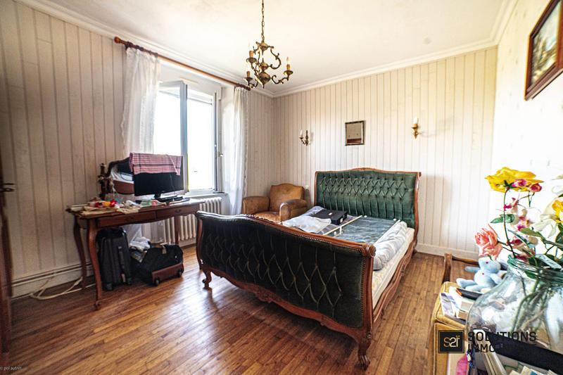 Maison ancienne - 89 m² - 7 pièces