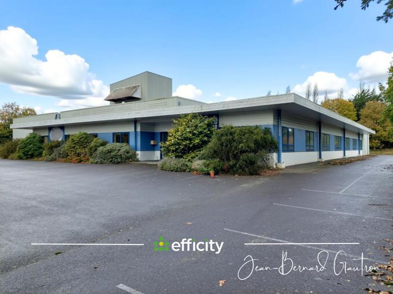 Entrepôt - 2 650 m² - 6 pièces