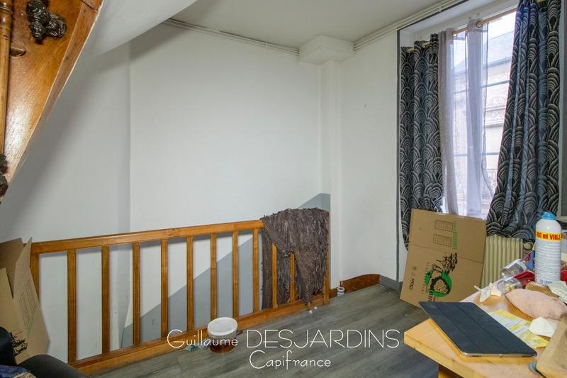 Immeuble - 150 m² - 8 pièces