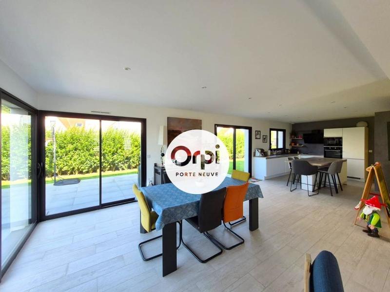 Maison - 135 m² - 4 pièces