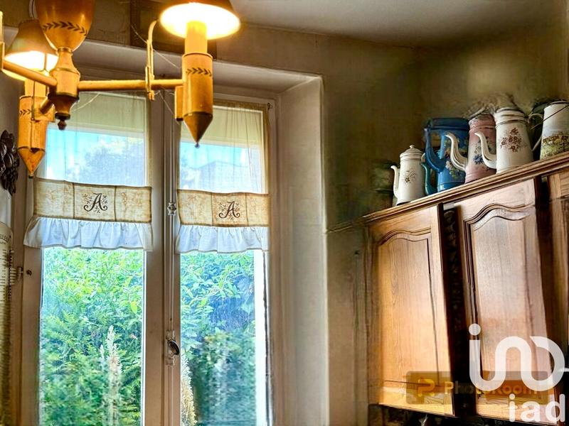 Maison - 184 m² - 8 pièces