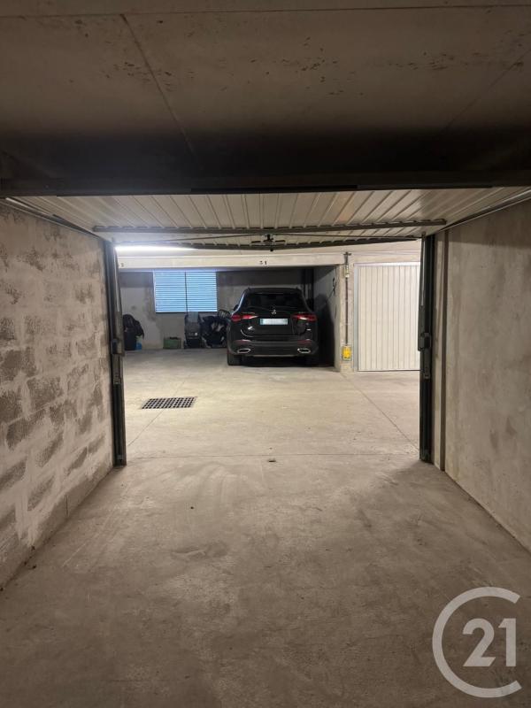 Garage - 13 m²