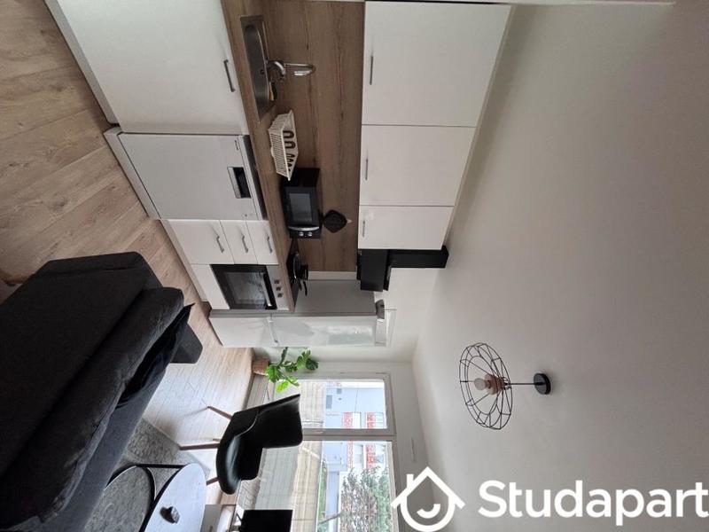 Chambre - 12 m² - 1 pièce